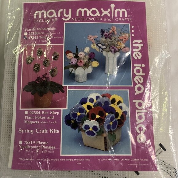 Mary Maxim Plastic Needlepoint Pansies Kit Spring Craft No 78219 - Picture 3 of 8